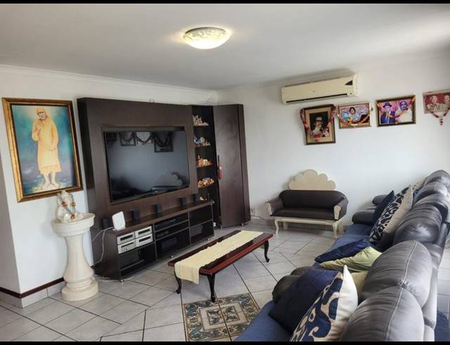 4 BEDROOM PROPERTY TO RENT IN SEA VIEW